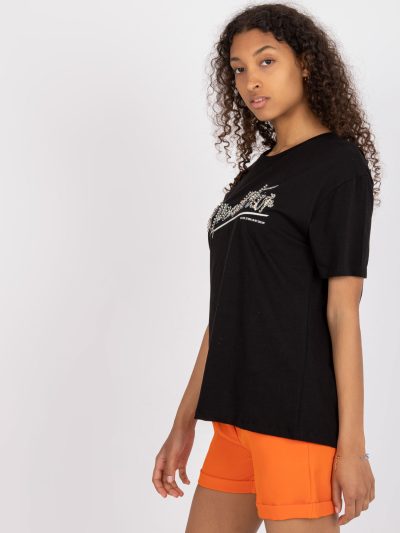 Czarny t-shirt z błyszczącym napisem - obrazek 3